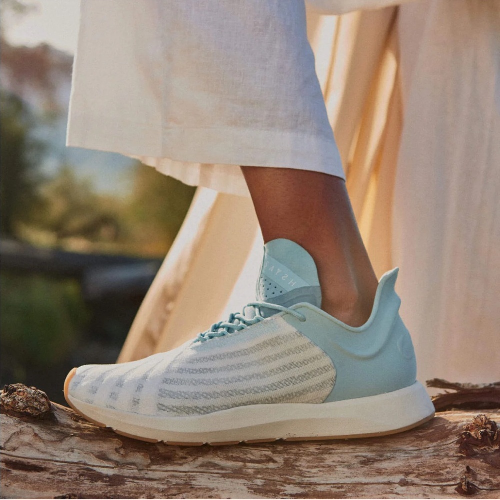Saysh One Sneaker NWOT